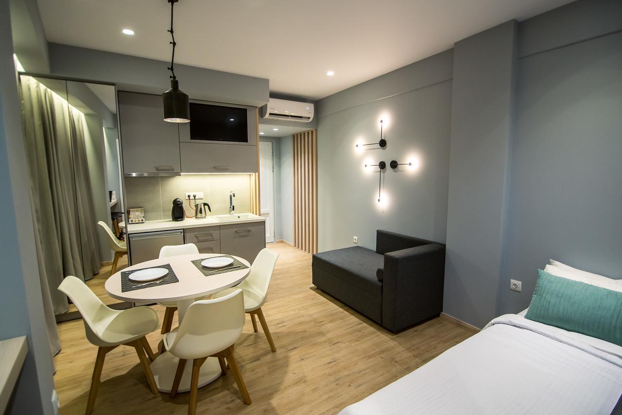 Preveza Suite Stay Leoforos Irinis 84B ภายนอก รูปภาพ