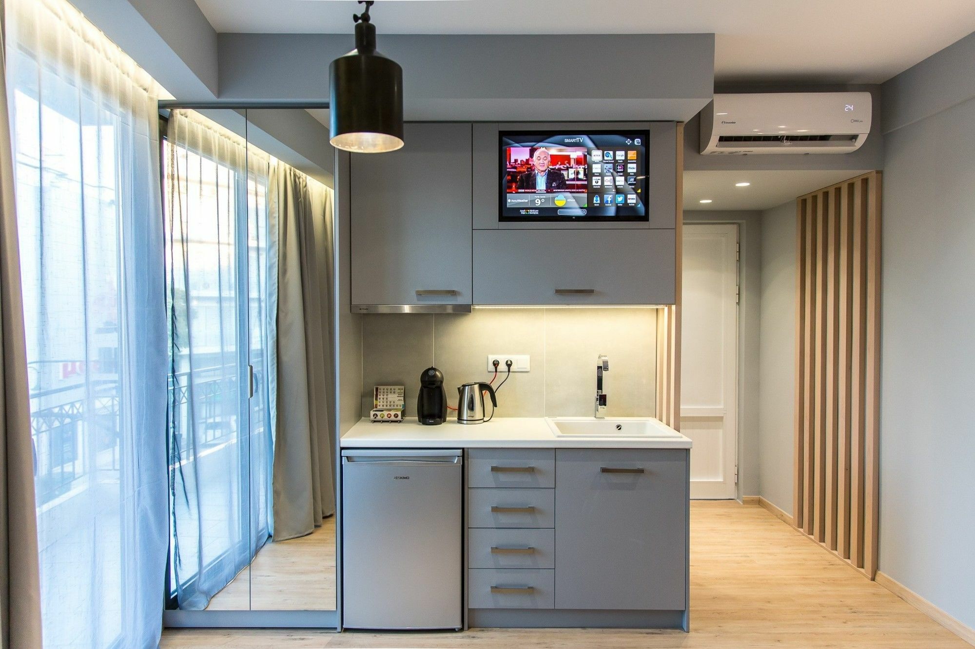 Preveza Suite Stay Leoforos Irinis 84B ภายนอก รูปภาพ